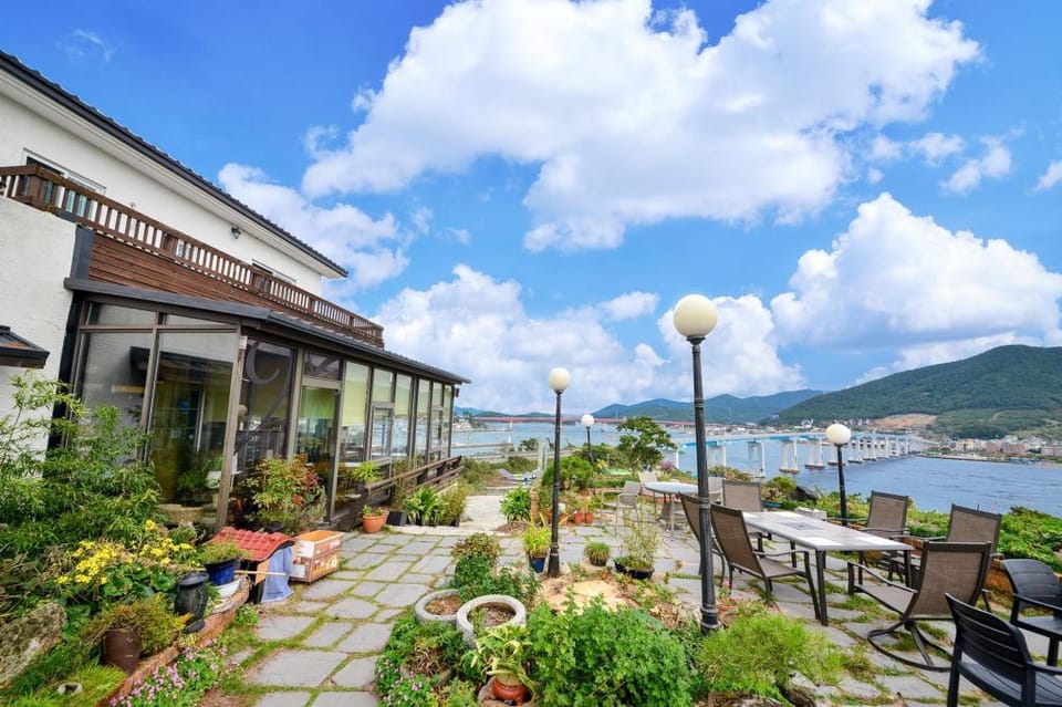 Tongyoung Mongdolhouse Pension Bed and Breakfast in South Korea