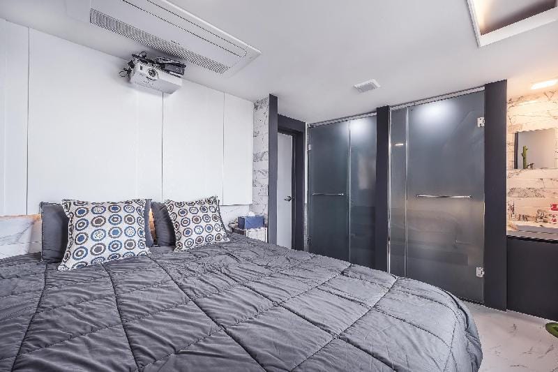 Yeosu Naegamumun Pension Bed and Breakfast in South Korea