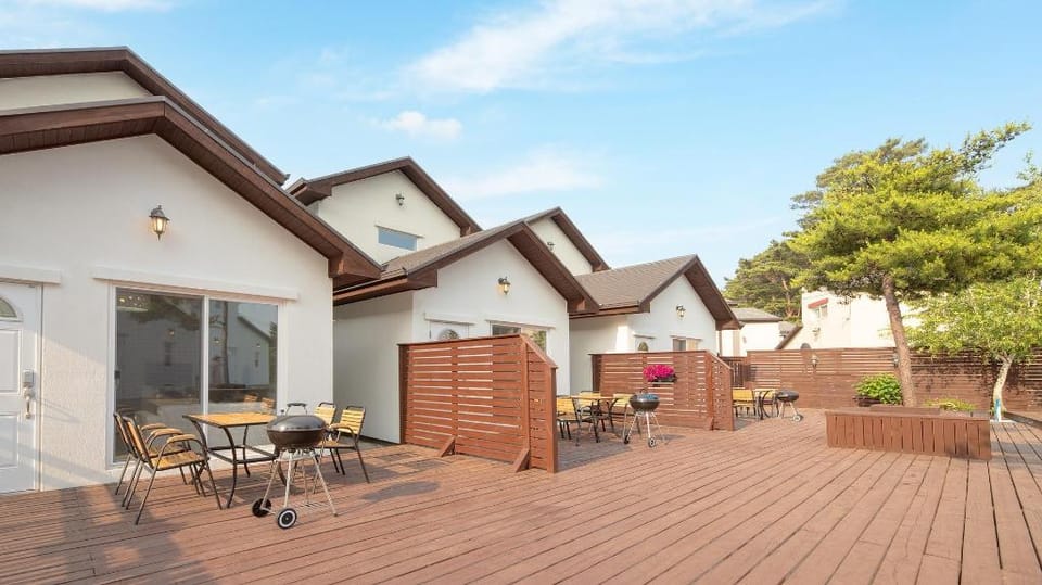 Gangneung The October Pension Bed and Breakfast in South Korea