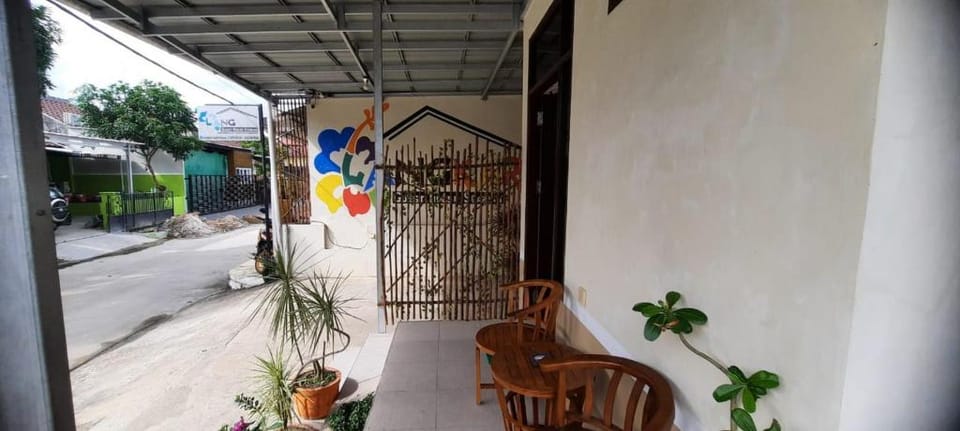 Langkar Guest House Syariah Mitra RedDoorz Hotel in Indonesia