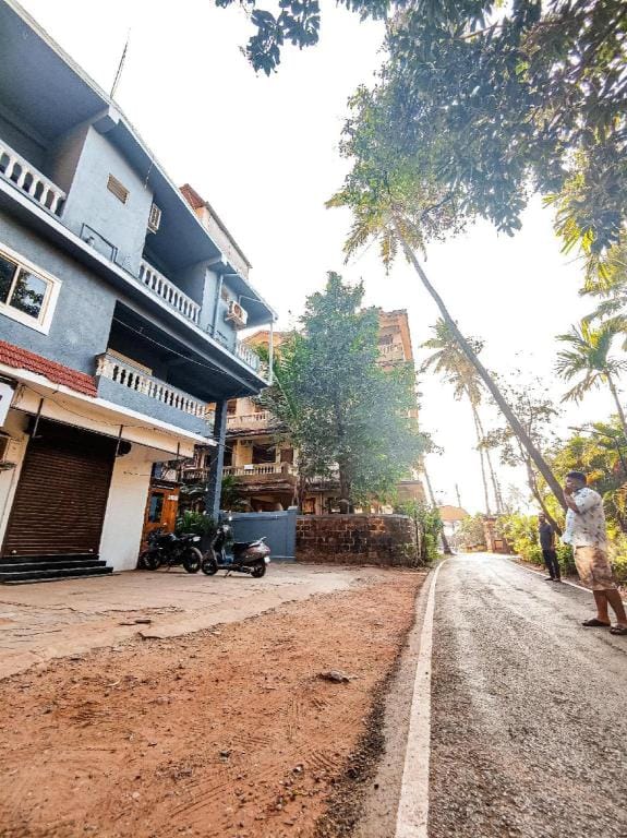 Candolim Glitter Sand Hotel in Candolim