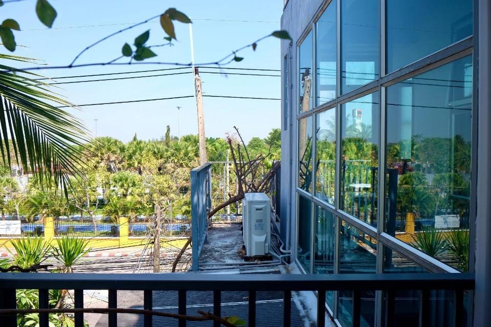 Good everything bed and boulangerie Apartment in Laos
