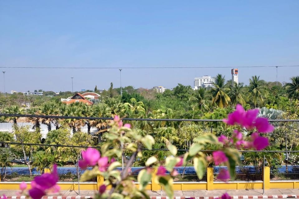 Good everything bed and boulangerie Apartment in Laos