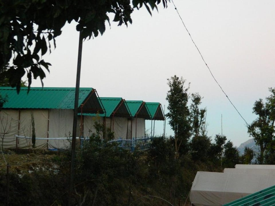 Maakot Hills Eco Camp Vacation rental in Uttarakhand