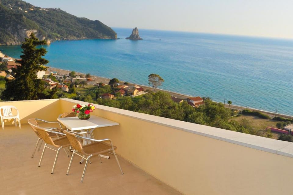 Holiday Apartments Maria with Pool and Panorama View - Agios Gordios Beach Apartment in Corfu, Greece