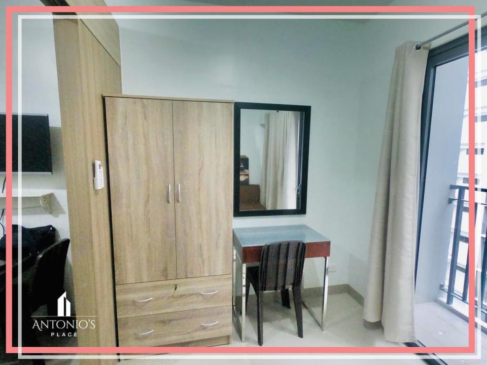 Shore 2 Tower 1 1BR Unit at Pasay near MOA Apartment in Pasay