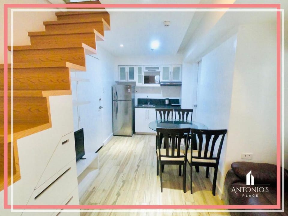 Cozy 2BR Unit | WIFI & Netflix | BGC Apartment in Makati