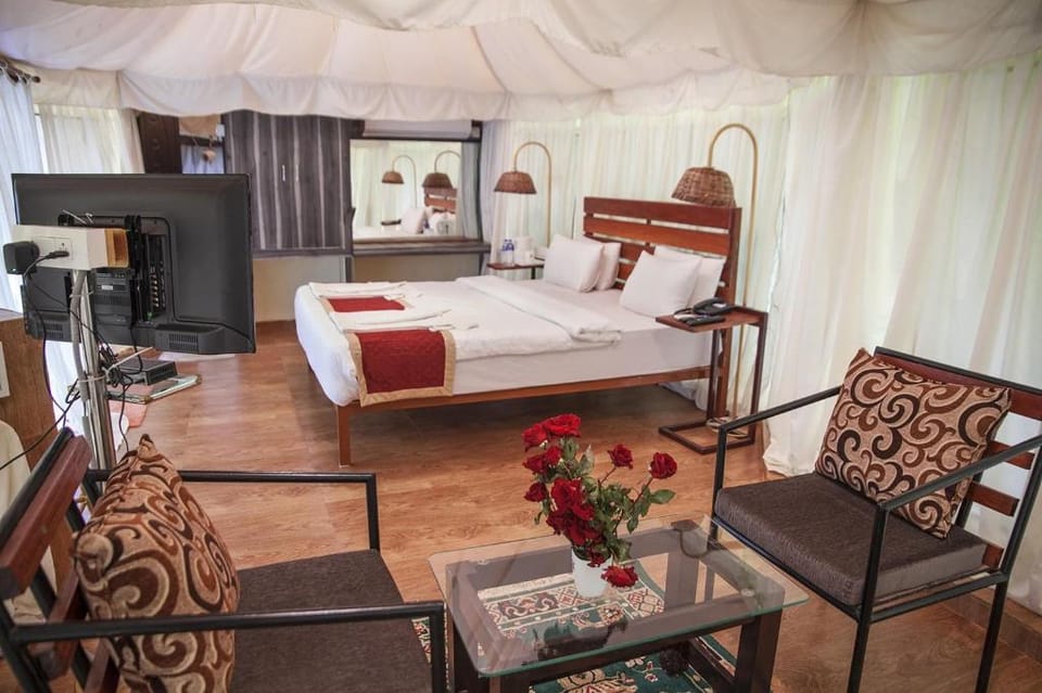 Dandeli Wild River Resort Villa in Karnataka