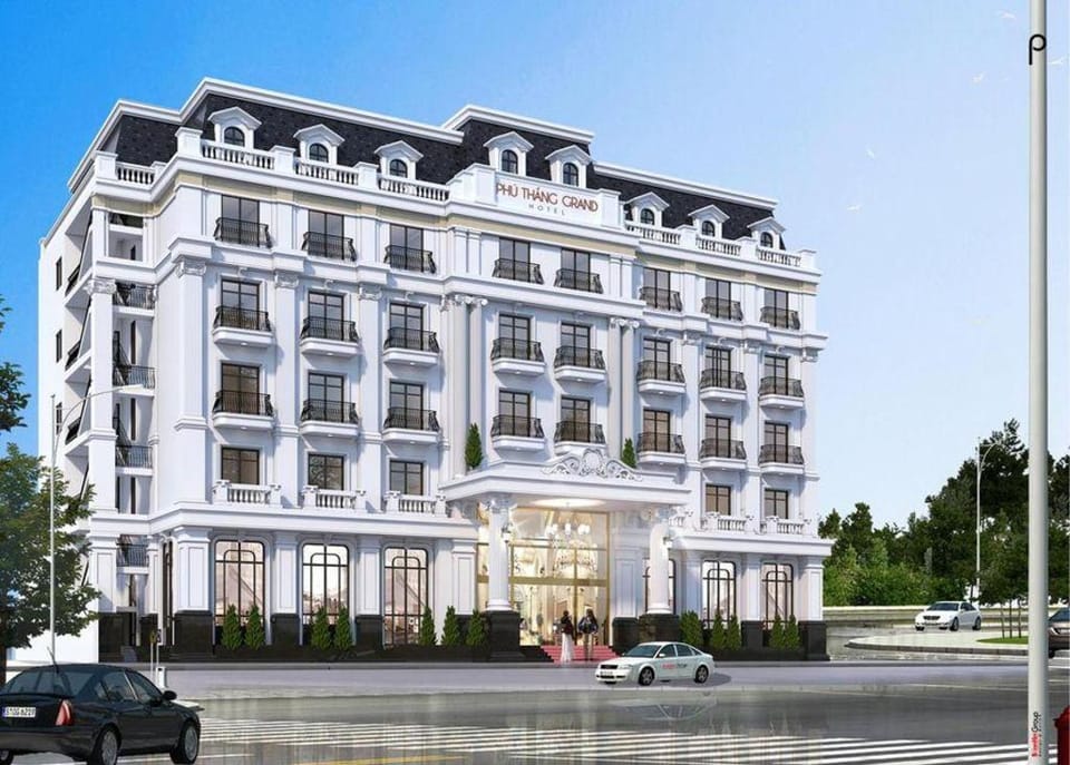 PHUTHANG GRAND HOTEL Hotel in Ho Chi Minh City