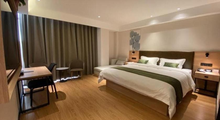 GreenTree Inn Express Shandong Jinin Jiaxiang Railway Station Hotel in Shandong