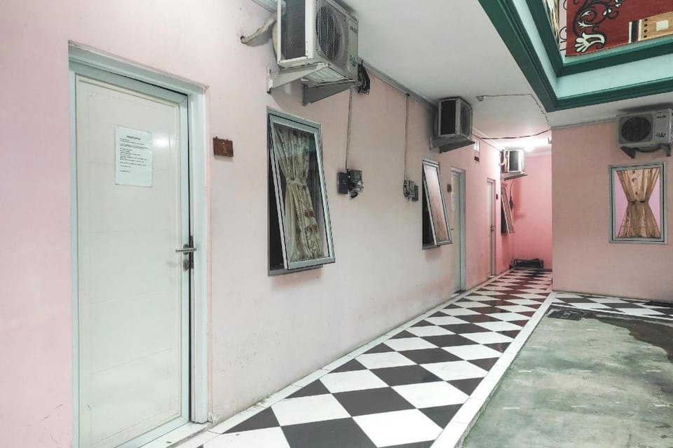 OYO 90323 Wisma Puspita Syariah Hotel in Jakarta