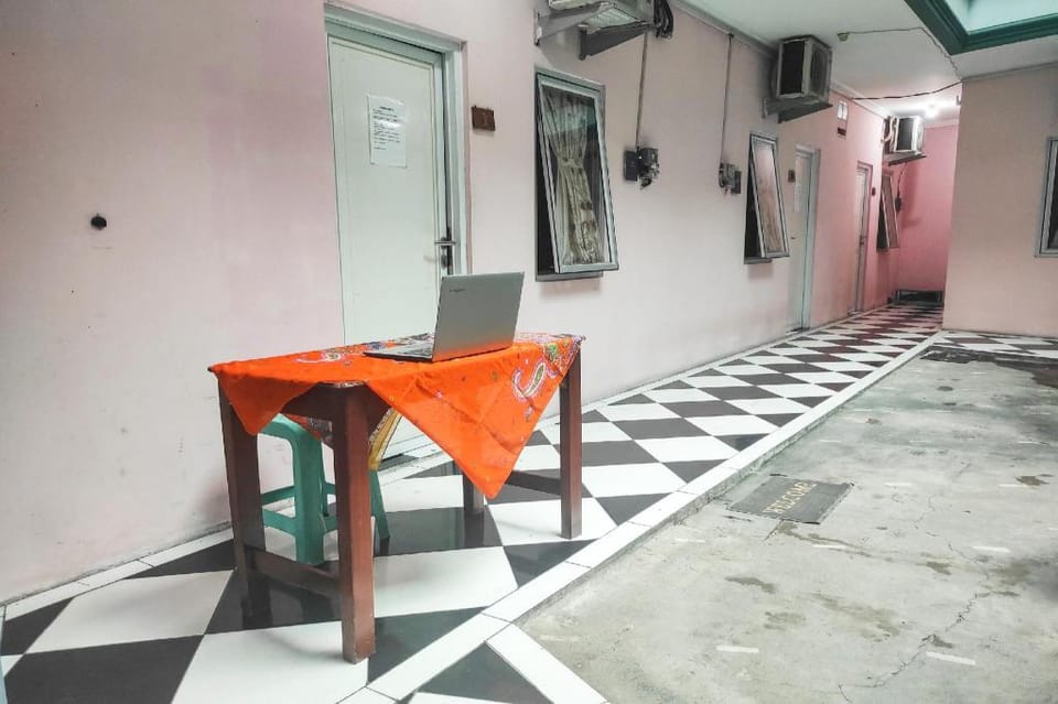 OYO 90323 Wisma Puspita Syariah Hotel in Jakarta