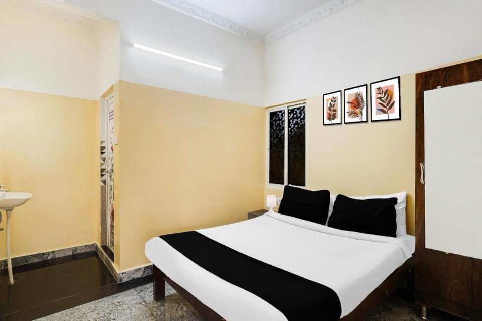 Hotel O Karakambadi Road Near Leela Mahal Circle Hotel in Tirupati
