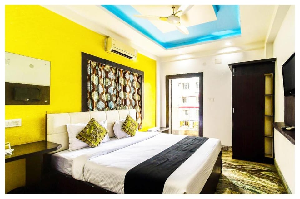 Goroomgo Puja Residency Kolkata Hotel in Kolkata