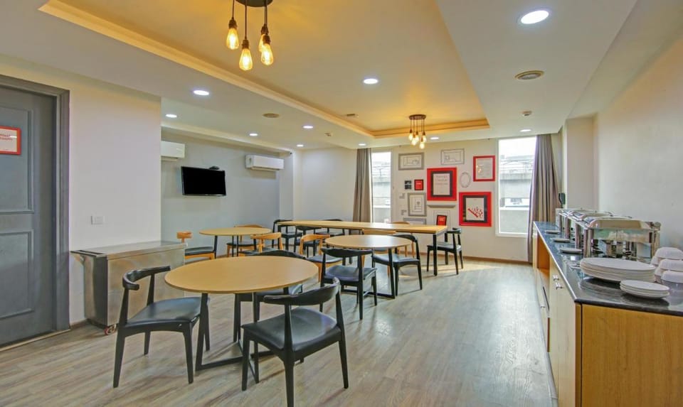 Town Pallace Inn - Hotel in New Delhi Hotel in Delhi