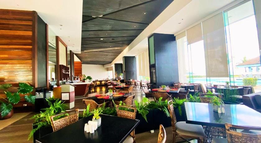 Arterra Seaview Resort Hotel in Lapu-Lapu City