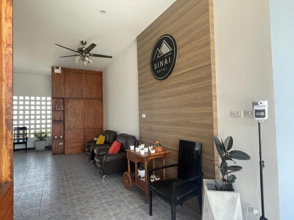 Sinai Hotel Hotel in Chon Buri Changwat