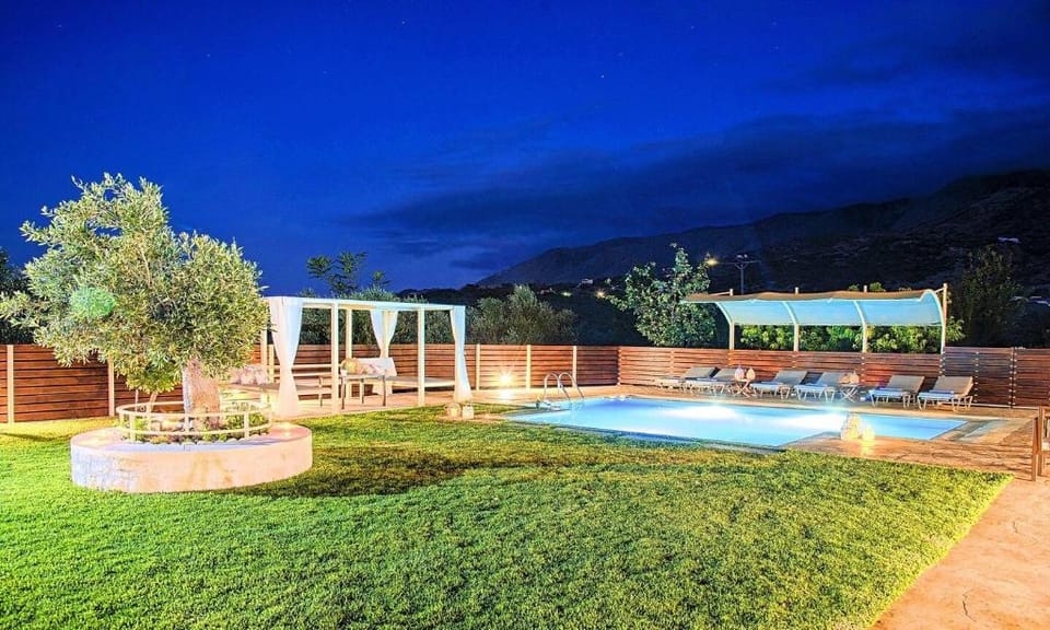 Cretan Sunrise Villa Heated Pool Villa in Crete
