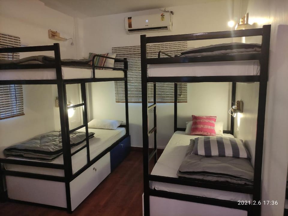 HOSHTEL99 - A BACKPACKER HOSTEL Apartment in Pune