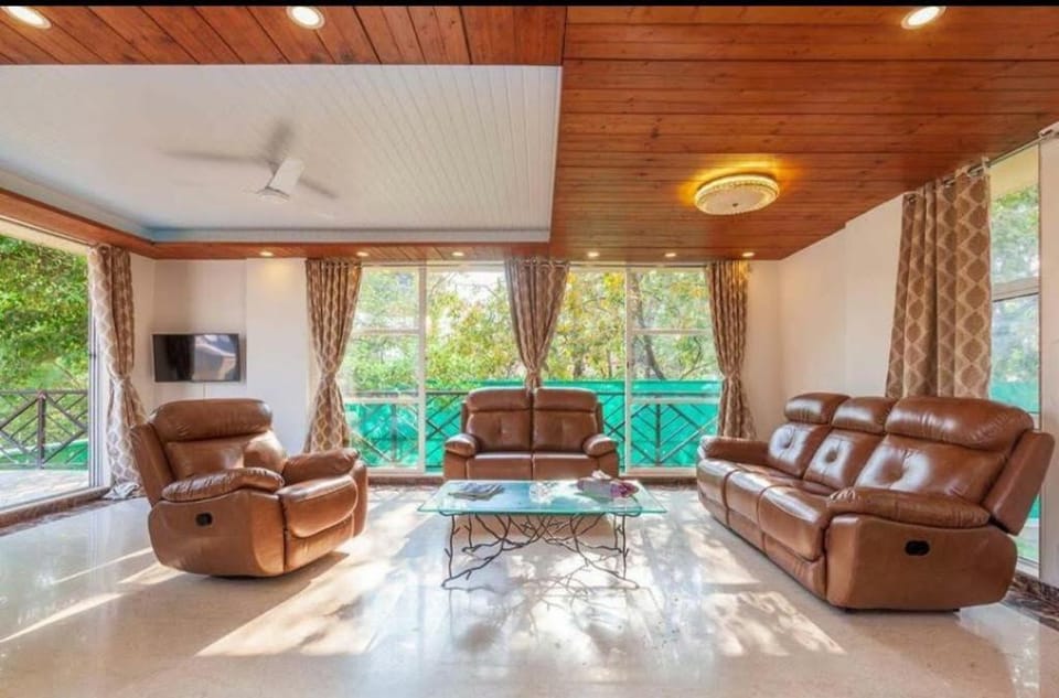 Tripper stay present casaspringfield lonaval Villa in Lonavla