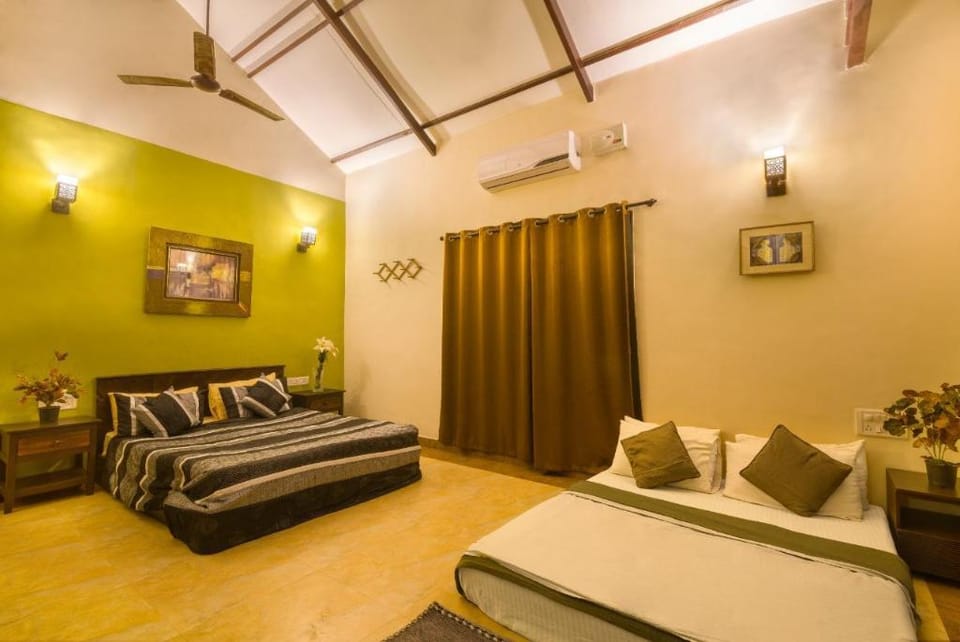 WATERS EDGE -a property of serenity and relaxation Vacation rental in Maharashtra