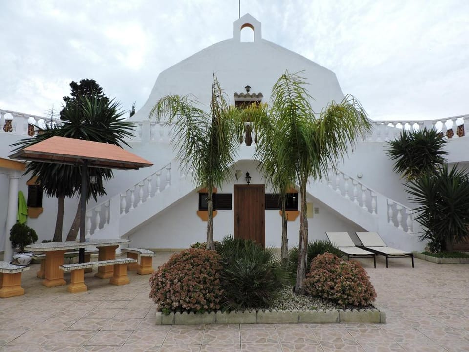 Villa rental 900 meters from the beach Vtar ca 01159 Chalet in La Janda