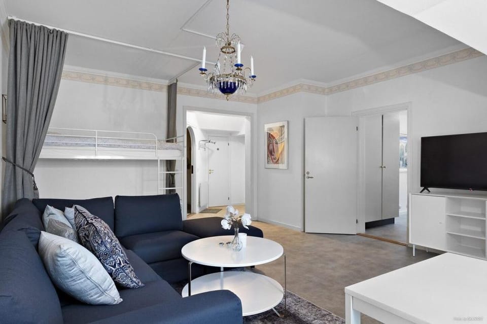 Central stor lägenhet med utmärkt utsikt! Apartment in Sweden