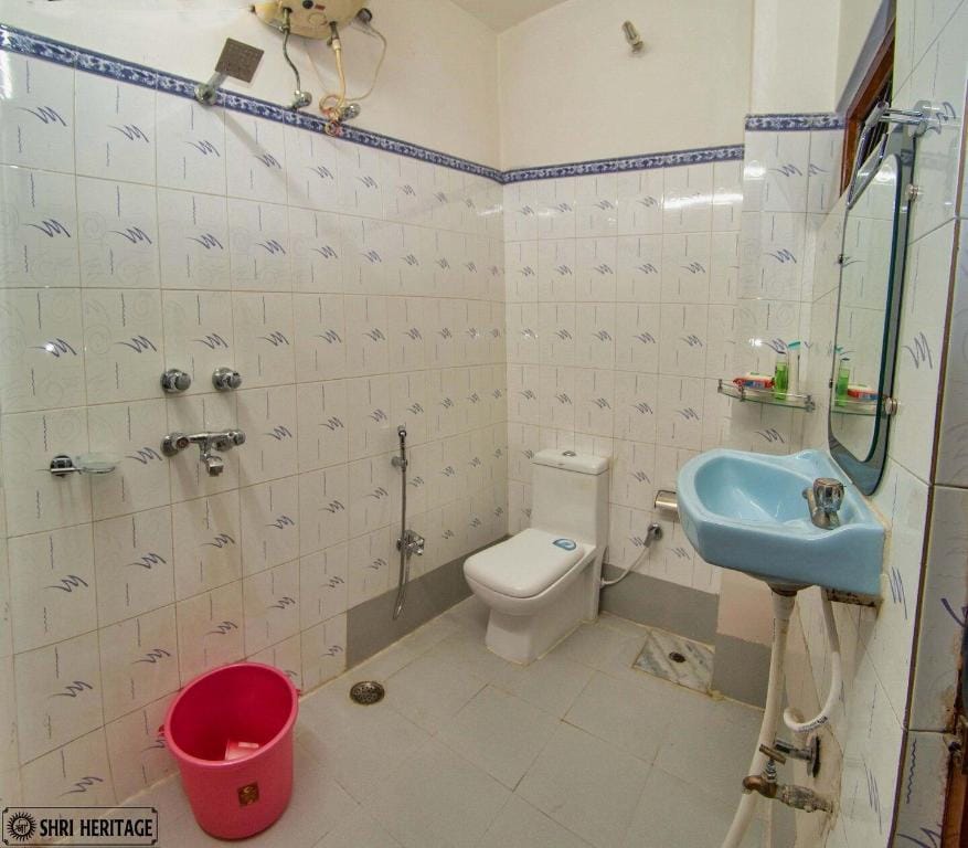 Shri Heritage - Your home away from home. Vacation rental in Varanasi