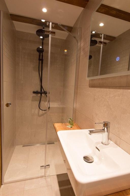 Cosy well equipped 1 bedroom apartment in Saas Fee Apartment in Saas-Fee