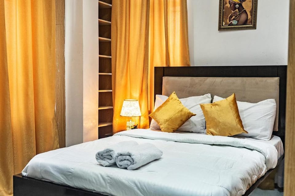 Apartment De Paris  Vacation rental in Lagos, Nigeria