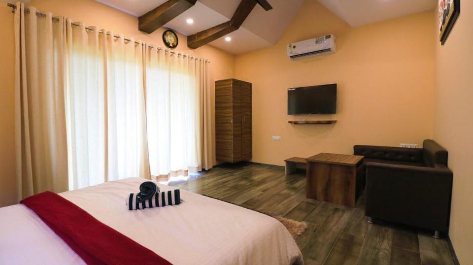 Stay Leisurely Casa By The Hills Pool Pawna Lake   Vacation rental in Maharashtra