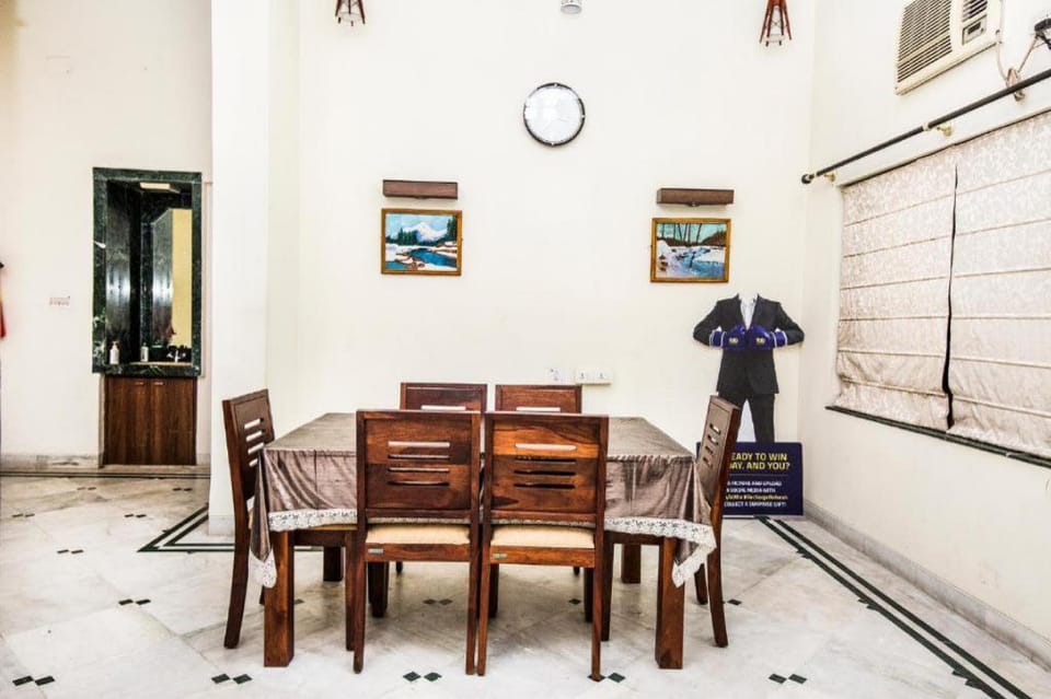 Goroomgo Ullash Residency Salt Lake Kolkata Hotel in Kolkata