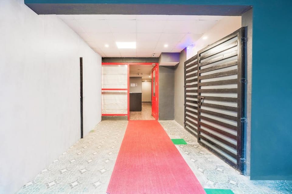 Super Townhouse Oak Indiranagar Hotel in Bengaluru