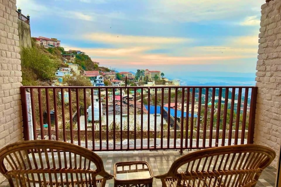 Nishantam Cottages Mussoorie Hotel in Uttarakhand
