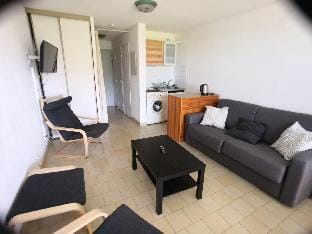 Studio calme Hyères - Port Saint Pierre Apartment in Hyères