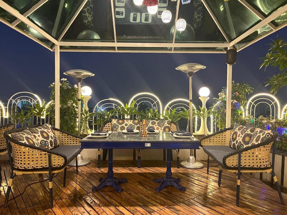 Hotel pleasant view Hotel in Uttar Pradesh