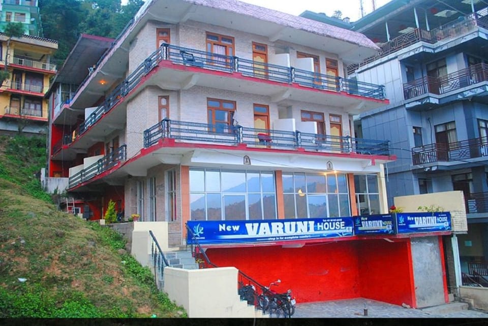 Hotel Varuni Hotel in Himachal Pradesh