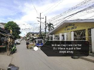 Festive Walk Mall & SM City Area Aircon Room (BR) Vacation rental in Iloilo City