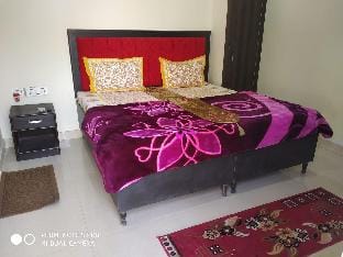 Harry Home Stay Vacation rental in Agra