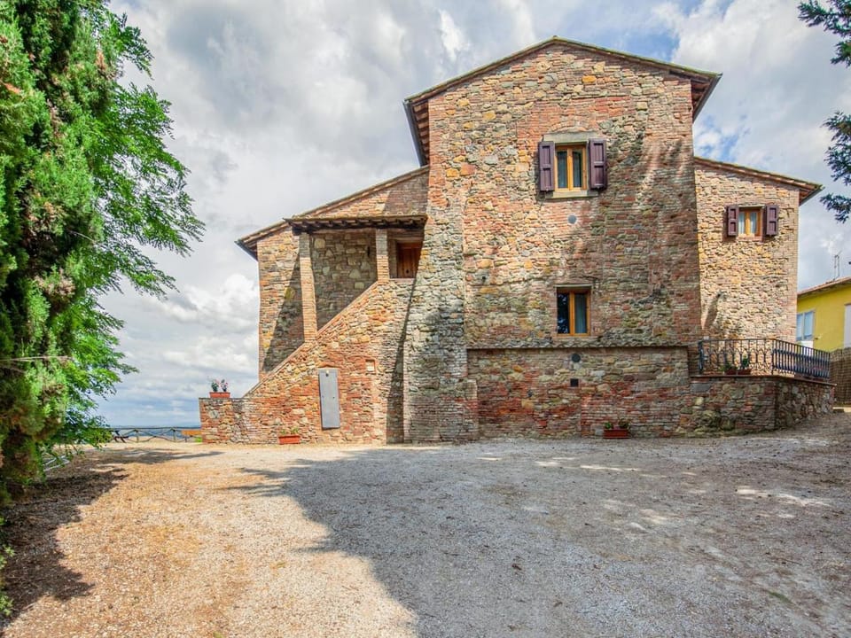 Idyllic Farmhouse in Gambassi Terme-Fi with Swimming Pool Vacation rental in Tuscany