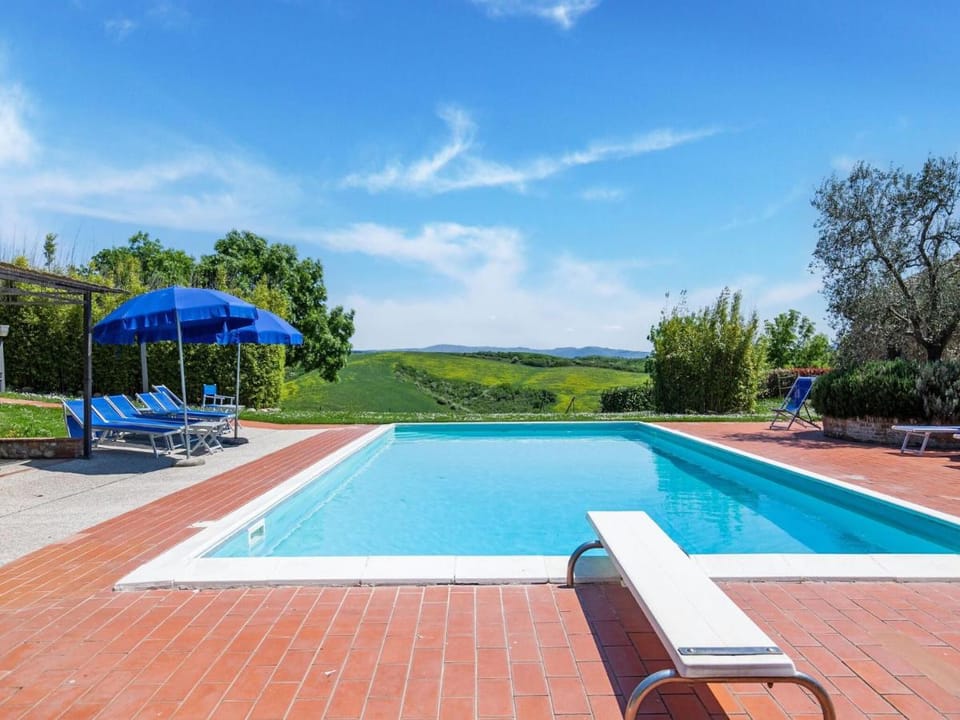 Peccioli Villa Retreat w Pool Apartment in Tuscany