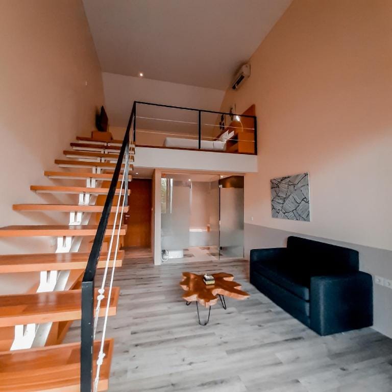 Sunrise Suite Seminyak Managed by ARM Hospitality Hotel in North Kuta