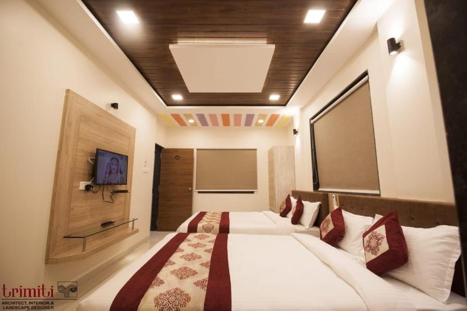 ONELLA REGENCY Hotel in Maharashtra