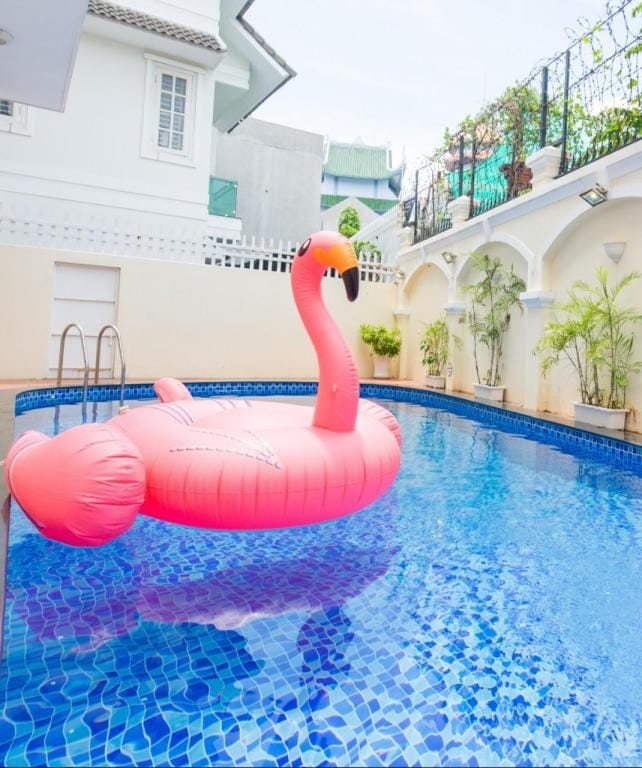 Biệt thự nghỉ dưỡng Vũng Tàu có hồ bơi 7 phòng ngủ Villa in Vung Tau