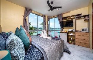 Oceanview Bedroom Apartment in Wichit