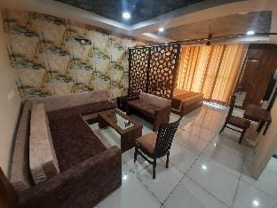 ROYAL LUXURY BIG STUDIO APARTMENT  Apartment in Punjab, India