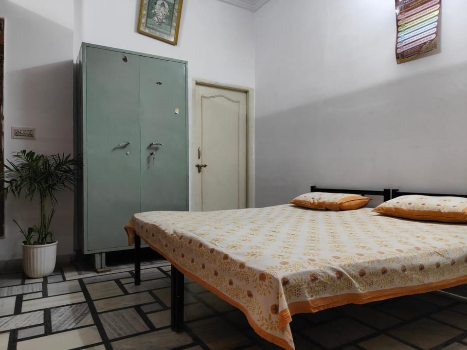 House No 87A Bed and Breakfast in Jaipur