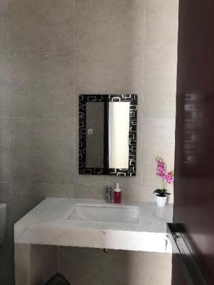 Vila Grey Area @Kingspark8 Malang Private pool Villa in Batu