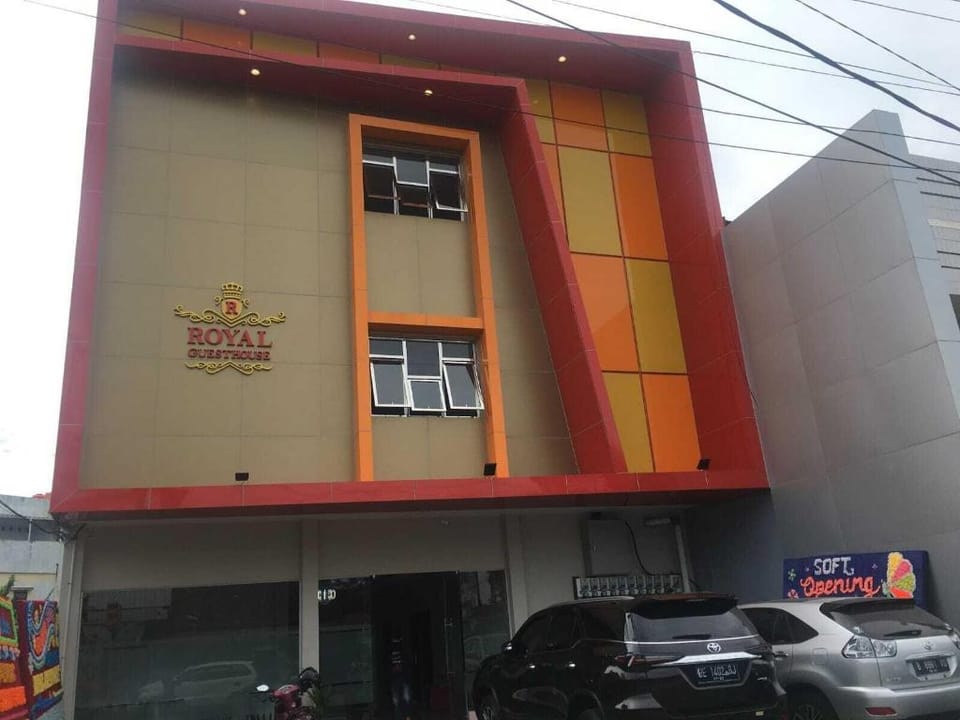 Royal Guesthouse Bandar Lampung Hotel in Indonesia