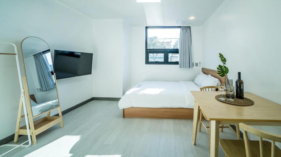 Yeosu Nangmanstay pension Bed and Breakfast in South Korea